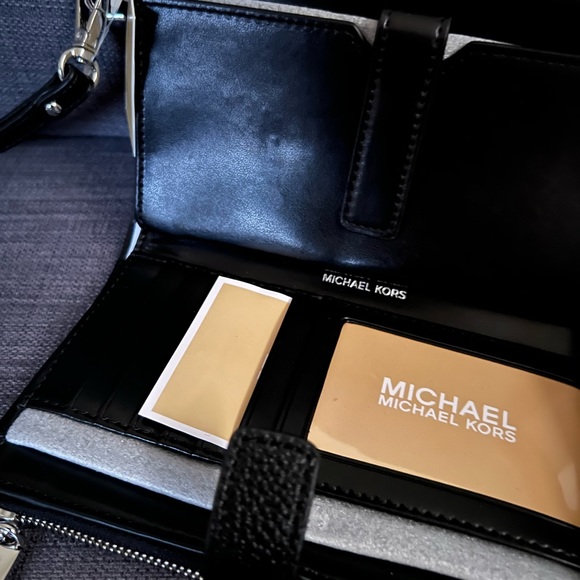 NWT MICHAEL KORS DOUBLE ZIP WRISTLET WALLET 8 IPHONE CASE - Picture 6 of 8